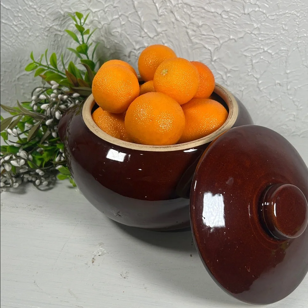 VTG Brown Bean Pot Made in USA Stoneware Dark Brown w/ Lid Handles VTG Farmhouse